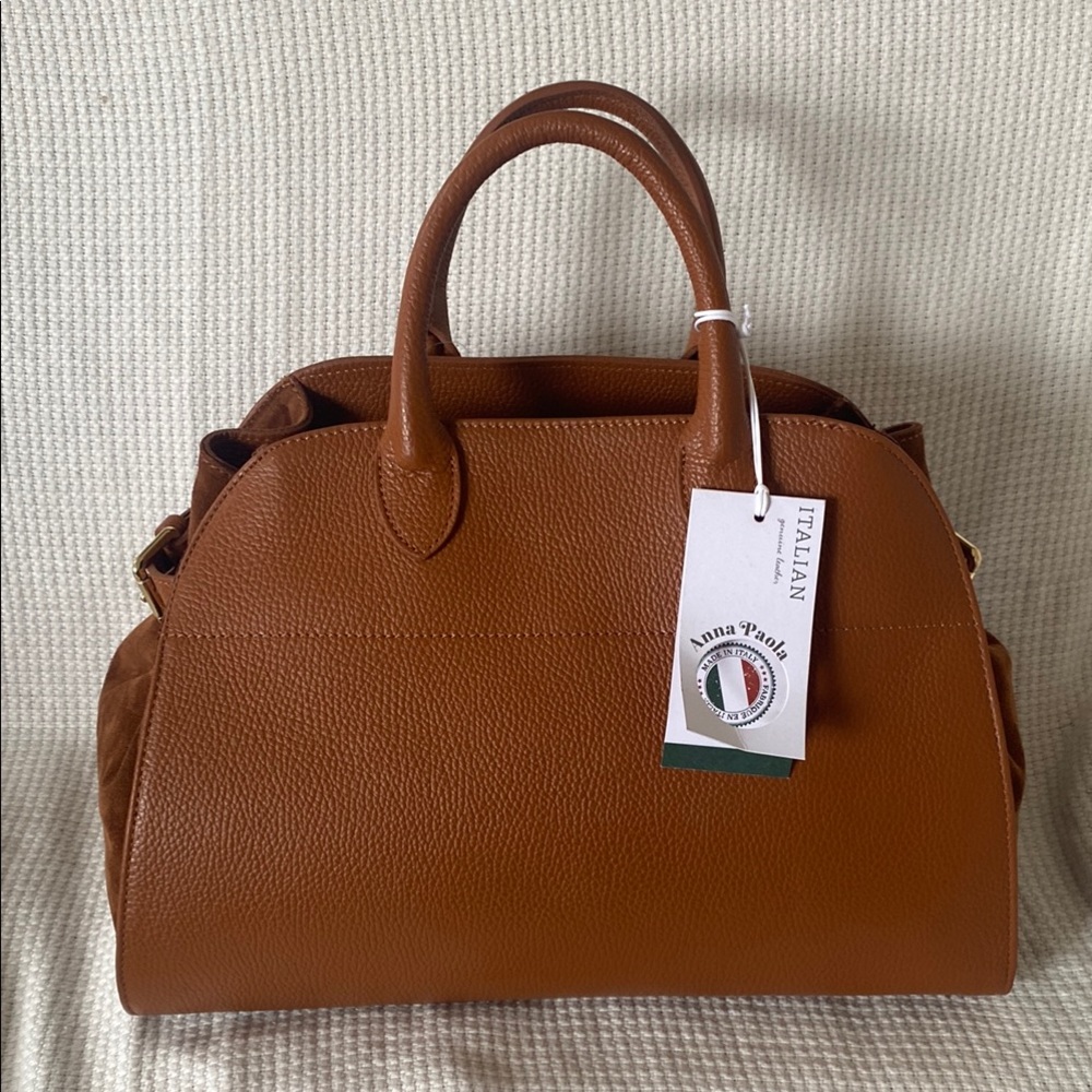 NWT Italian designer  Anna Paola leather bag